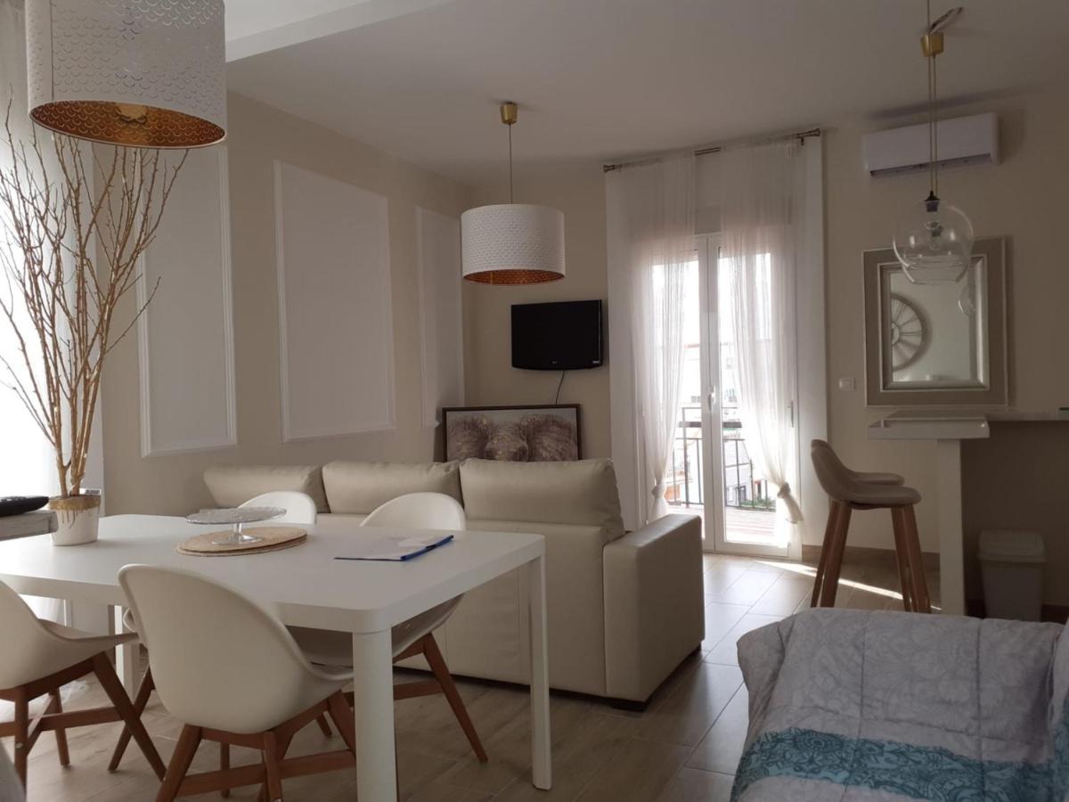 La Casa De Leon Xiii.Terraza Privada. Parejas Lejlighed Sevilla Eksteriør billede